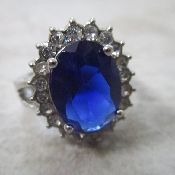 Blue Sapphire Cocktail Ring 6.5 - Picture 15 of 16